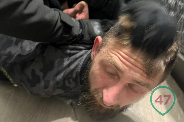 Да они все наркотой загашенные. Под Петербургом штурмом взяли уголовников, сбежавших с СВО