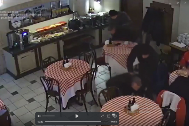 Суд изучит, как бывший начальник отдела ГАИ Петербурга за 400 тысяч спасал чужую жену от контрразведки