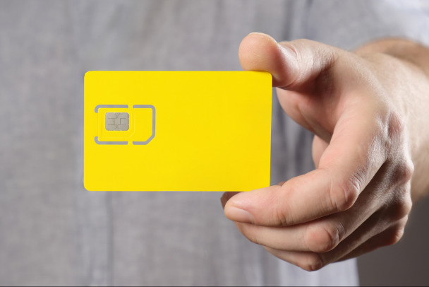 Билайн запустил экспресс-доставку СИМ-карт от 15 минут в партнёрстве с Самокатом