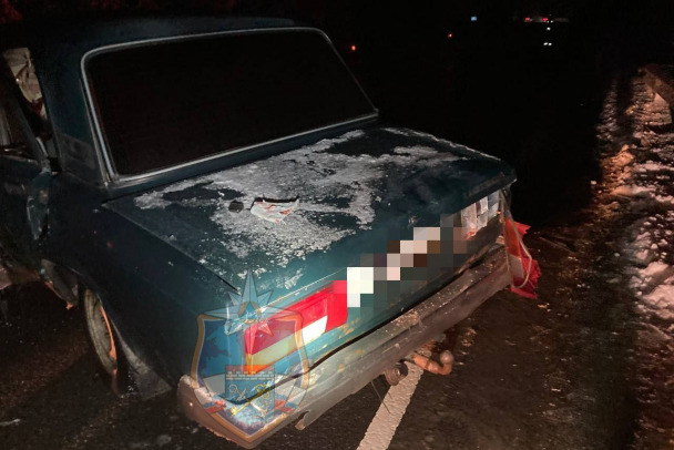 В столкновении Жигулей и ГАЗона под Волховом погиб один из водителей