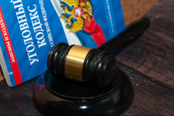 Двум отставных судьям из Петербурга грозят уголовные дела