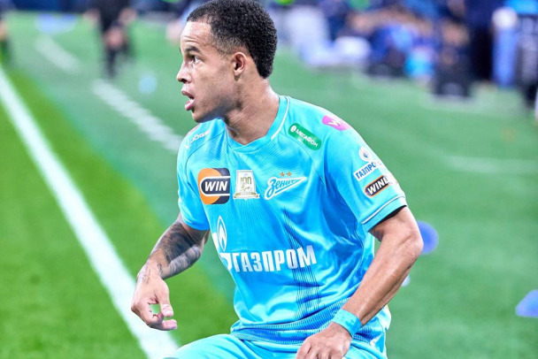 Футболиста Педро зовут на родину. Зенит просит 30 млн евро