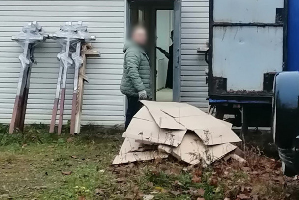 Посмотришь в окно, а там  гробы. В Ленобласти живые оцепенели от смерти