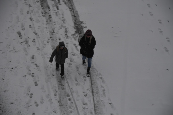 Днем вышел из школы в поселке им. Свердлова, но нашли ребенка только ночью