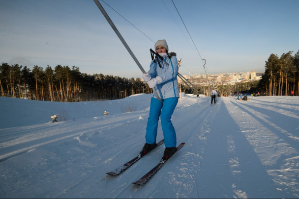 Пока вы ходите по лужам, Ленобласть открыла горнолыжный сезон