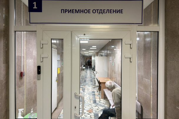 Вы в своём уме Медикам Ленобласти разрешили намаз вместо приёма