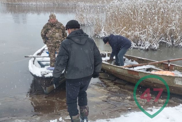 В Ленобласти деревням без дорог разрешат сплавляться на лодках. Прецедент создали в Саркюле на границе с Эстонией