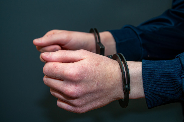 СК предъявил обвинение двум малолетним треш-блогерам за попытку грабежа во Всеволожске