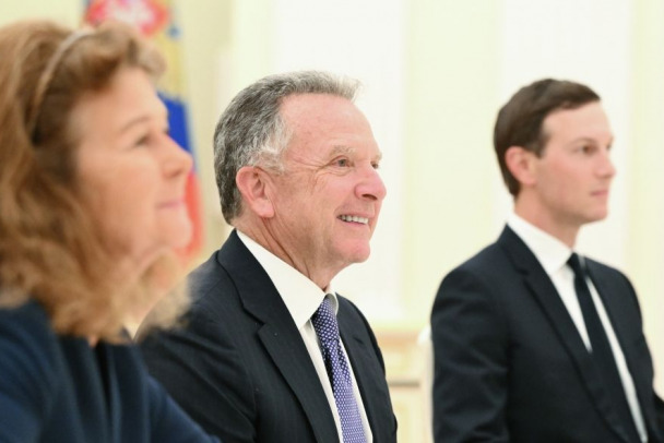 Три часа говорят Путин и Уиткофф. Трамп назвал ситуацию на переговорах непростой