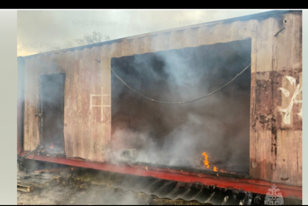 То баня, то бытовка, то сарай. В Ленобласти горели малые архитектурные формы