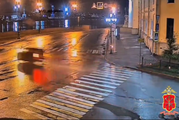 Видео - почему Хавал оказался на дне Невы, а не свернул на набережную в центре Петербурга