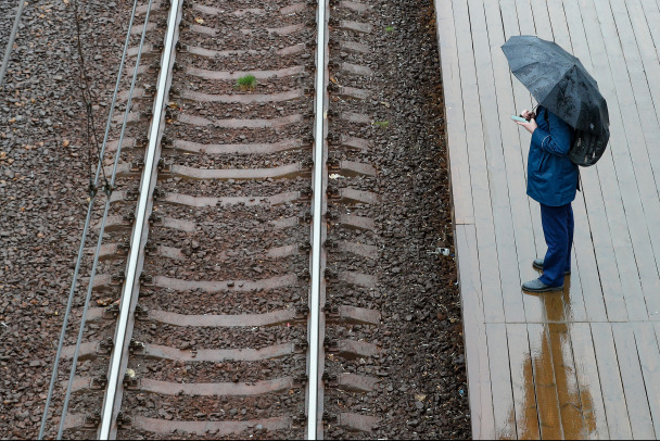 Поджог на РЖД. Как петербургский школьник защищал родителей от мифической госизмены