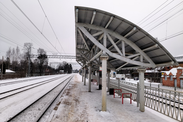 Диверсант Зайцев спалил ж/д шкаф, а четыре полицейских авто в Купчино не смог