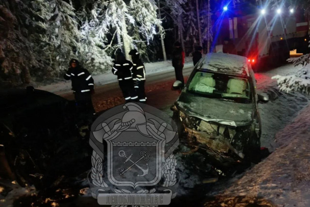 В Приозерском районе погибли два человека при столкновении двух автомобилей