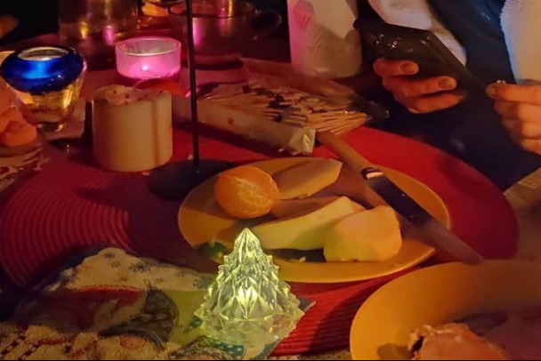 Часть Кировского района Ленобласти прощается с 2025-м без тепла, света и воды. Энергетики говорят, что стараются