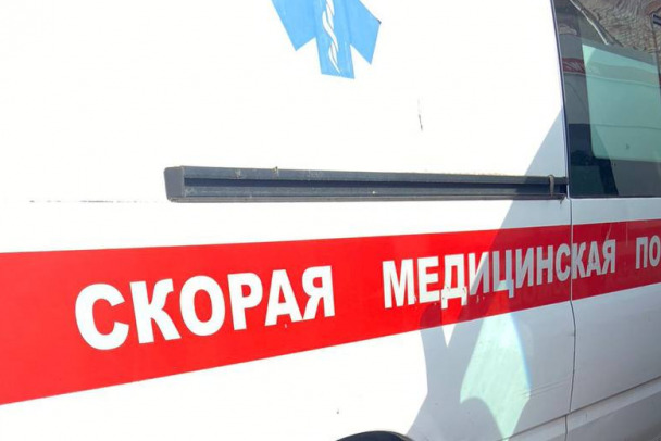 Фейерверк взорвался в руке у мальчика в Петербурге. Он в больнице