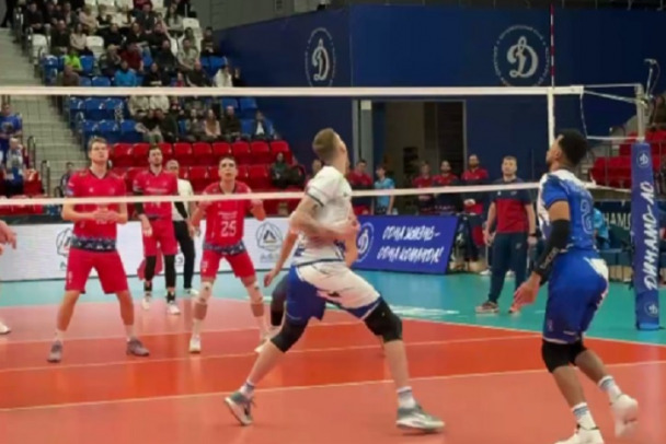 Волейболисты из Динамо-ЛО разгромили Ямал-Факел со счетом 3:0