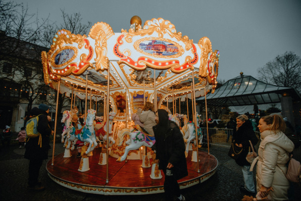 Балы, катание на лошадях, зимние приключения. Куда пойти в Ленобласти 5 января