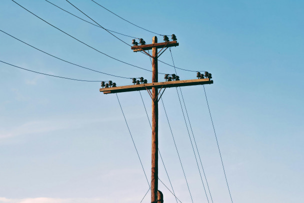 С 31 декабря такая карусель. Под Кировском до сих пор наблюдают проблемы со светом