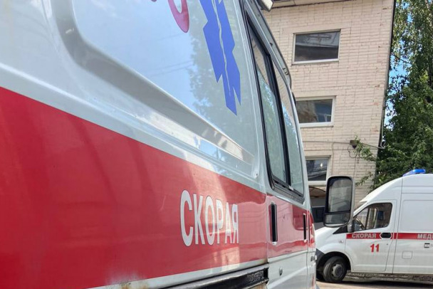 Взрослый и ребенок пострадали в аварии на Выборгском шоссе