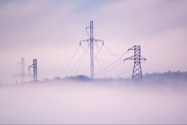 Непогода отключила свет у 3 тысяч жителей Новгородской области