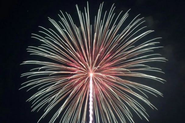 За новогодние праздники семеро пострадали от фейерверков в Петербурге