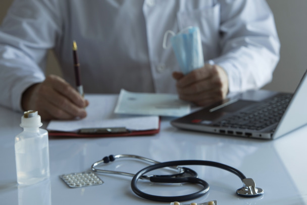 Врачи из Петербурга едут в Кемеровскую область для проверки родильной службы после трагедии