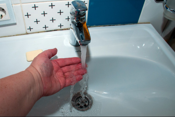 В Саперном устранили аварию, оставившую жителей на три дня без воды