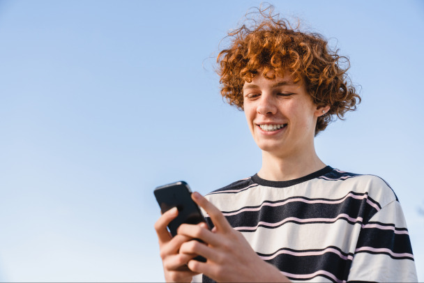 Петербургские зумеры полюбили уникальные номера телефонов