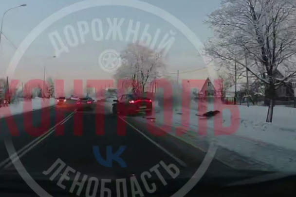 Под Кипенью произошло массовое ДТП с пикапом и легковушками. Травмы получил ребенок