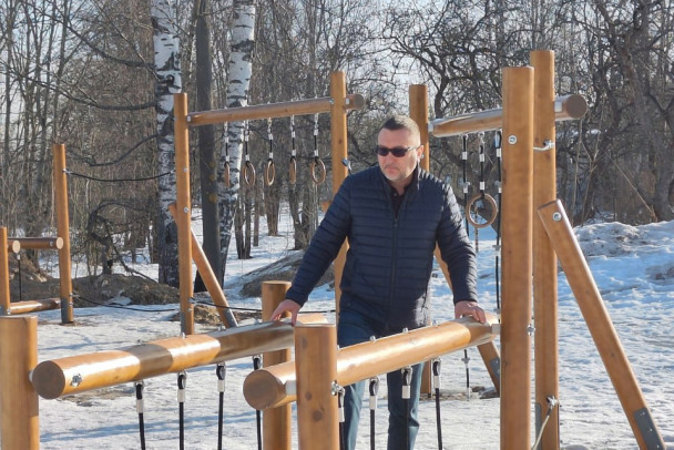 Нет прокурора Жуковского нет отставки. Товарищи пожурили депутата за коррупцию