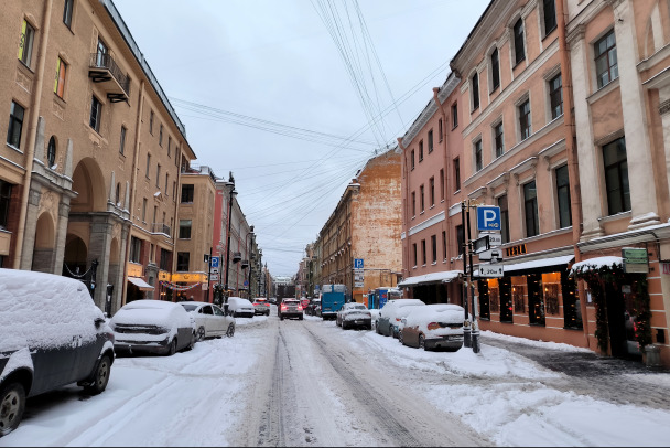 В центр только на метро. В Петербурге увеличат штраф за неоплату парковки