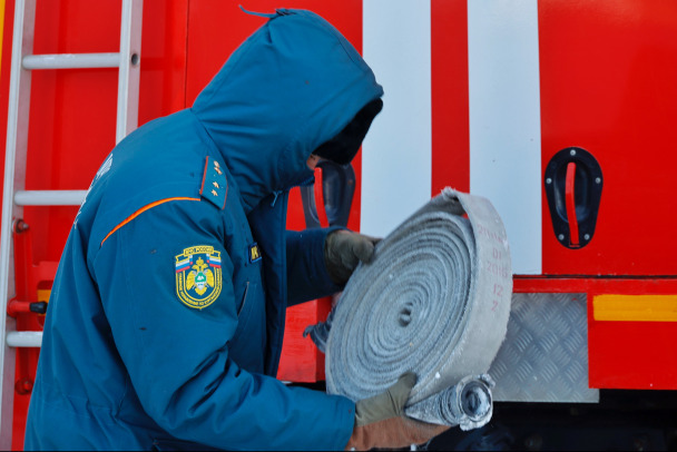 При пожаре в гараже в Светогорске погиб мужчина