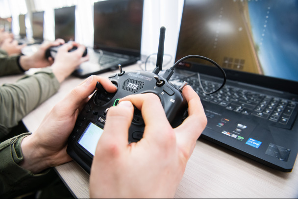 На полигоне Саперное учения с БПЛА. Гражданам проход запрещен