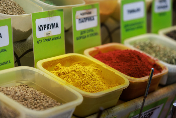 Врач назвала продукты, которые поднимут настроение и уберут тревогу. И это не сладкое с кофе