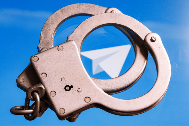 Суд в Подмосковье арестовал женщину за звезды в Telegram