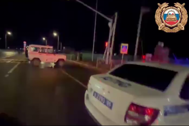 В Дагестане обрушился мост на трассе Кавказ. Дорога перекрыта