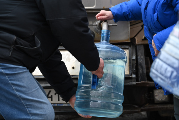 Леноблводоканал старается быстрее вернуть воду в поселок Аннино и три деревни