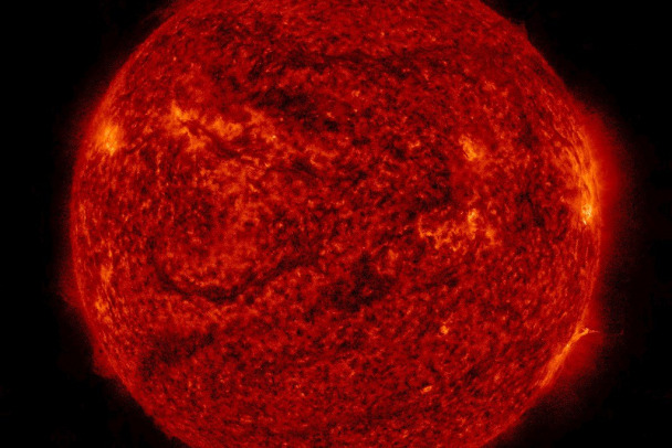 Корональная дыра уже завтра начнет влиять на магнитное поле Земли