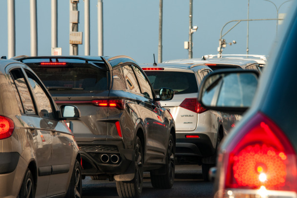 Где в Петербурге и Ленобласти можно встать в пробки. Местами - до осени