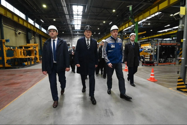 Ленобласть хочет в первую пятерку регионов по уровню жизни. Что для этого сделают за 10 лет