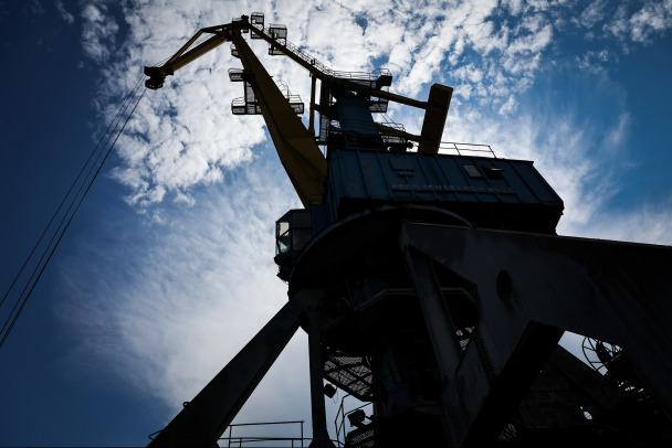 В порту Высоцк ликвидировали возгорание после атаки БПЛА