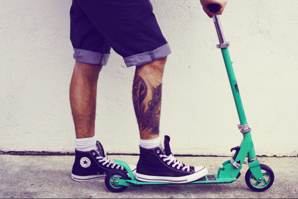 В Петербурге в 700 тысяч оценили моральный вред подростку после наезда самокатчика