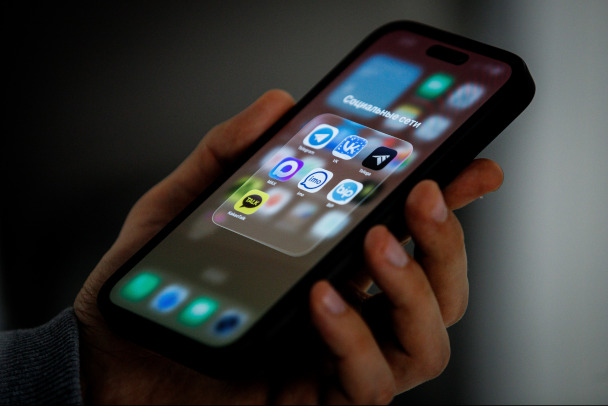 ФСБ рассказала, кто и как склоняет молодежь к терактам