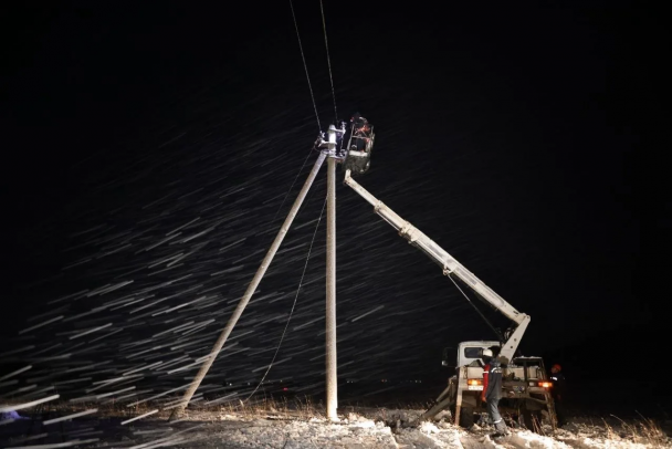 После снегопада свет вернули в 85 населенных пунктов Ленобласти