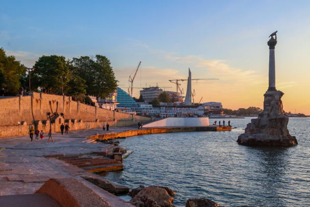 Во время атаки БПЛА поврежден обелиск Городу-Герою Севастополю