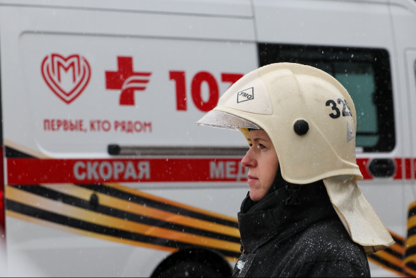 Пенсионера госпитализировали с пожара в Колтушах