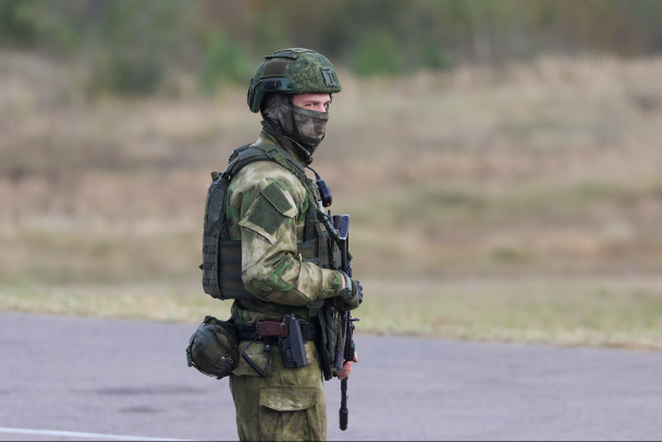 Жителей Соснового Бора предупреждают о военных учениях