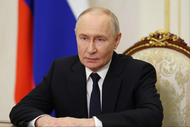Путин поздравил врачей с Днем медицинского работника
