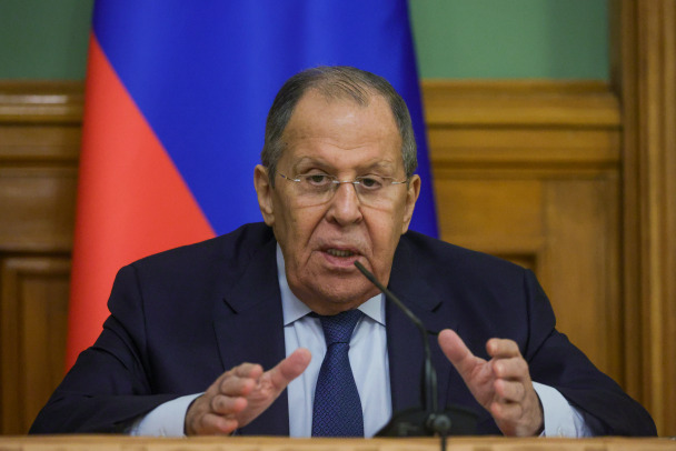 Лавров сказал, что Россия не остановится на линии фронта для начала переговоров с Киевом